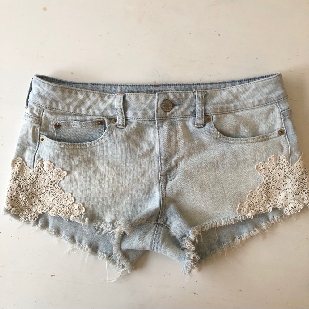 ⚡️NEW ITEM: American Eagle Lace Jean Shorts